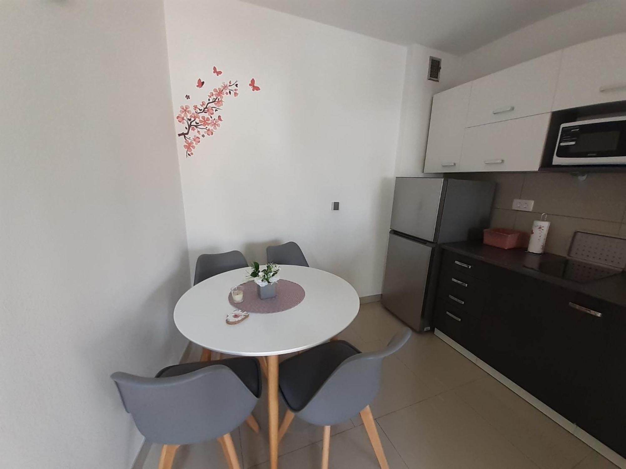 Apartment Vesel 马林斯卡 客房 照片